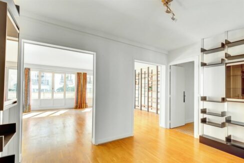 EI2-122_G0BZoYf10WyBCPch5o69uQ