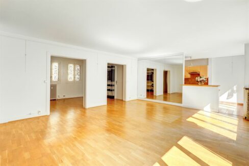 EI2-122_I616xIag6_8ZPfZWqulvbw