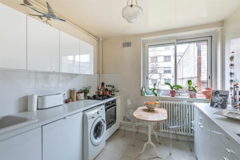 EI2-062_-gbLrzst0ouNDCEP4LUhNw