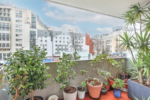 EI2-062_WYmvauPT_u5sH6xEr5CVeA