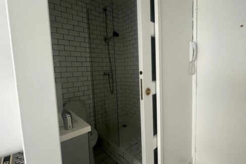 EI2-207_RIj4tqIPbw88JWcXB0IfWg