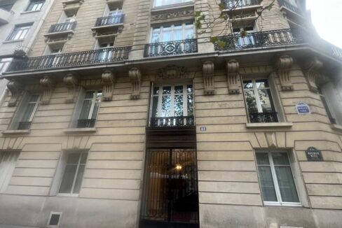 EI2-209_Mh1S08rrUUWGvrBn3SjZ3Q