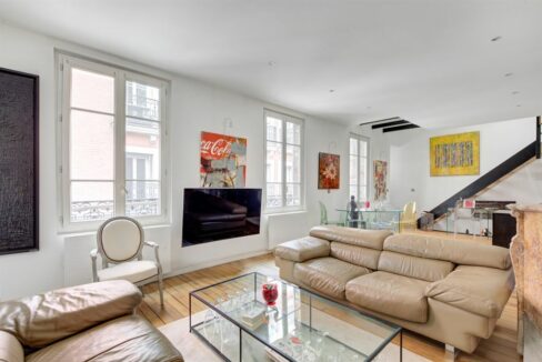 EI2-216_OzIEjWtpzLFl1eJXlwY7eQ