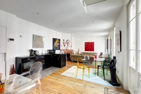 EI2-216_UImxnopWKA5h-1K0yhx3JQ