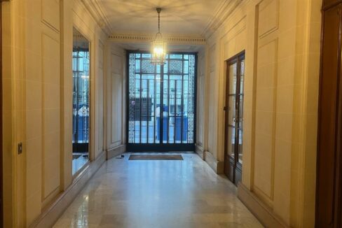 EI2-220_j2hLuxx7NM56vnILfslP0A