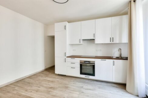 EI2-224_TEzHc41E8CXaczWSW3AChA