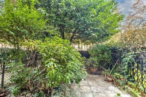 EI2-229_fGRbE-vJUqIeGZdbiyls7Q