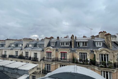 EI2-233_Q5ArMyzfMBitqdCs_o8VUg