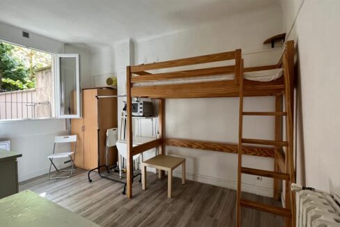 EI2-235_v6JtywNdFTiCcJYleEAWBQ