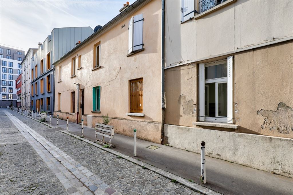 EI2-239_B6dSvmcqCszhNCVOu3XhpA