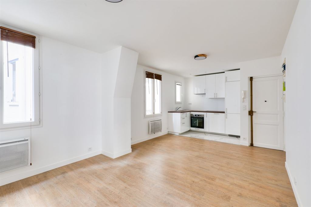 EI2-239_aGji7THvR7uProW4mHM8Zw