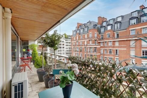 EI2-249_j47XUucJgfyMH-xSv3q8DQ