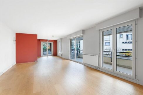 EI2-252_DKXaPOb6qk-vbCpzpyYeAg