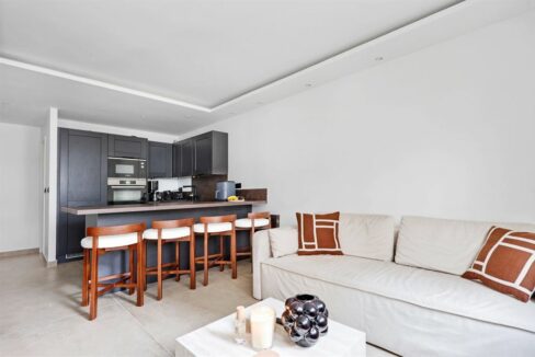 EI2-227_EUMfcuDYPv19yjPufWOpVA